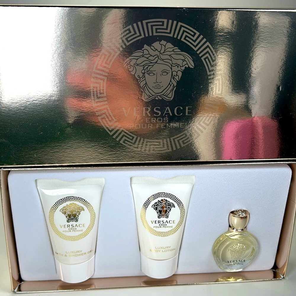 New Versace Eros Pour Femme Set- perfume, lotion and shower gel